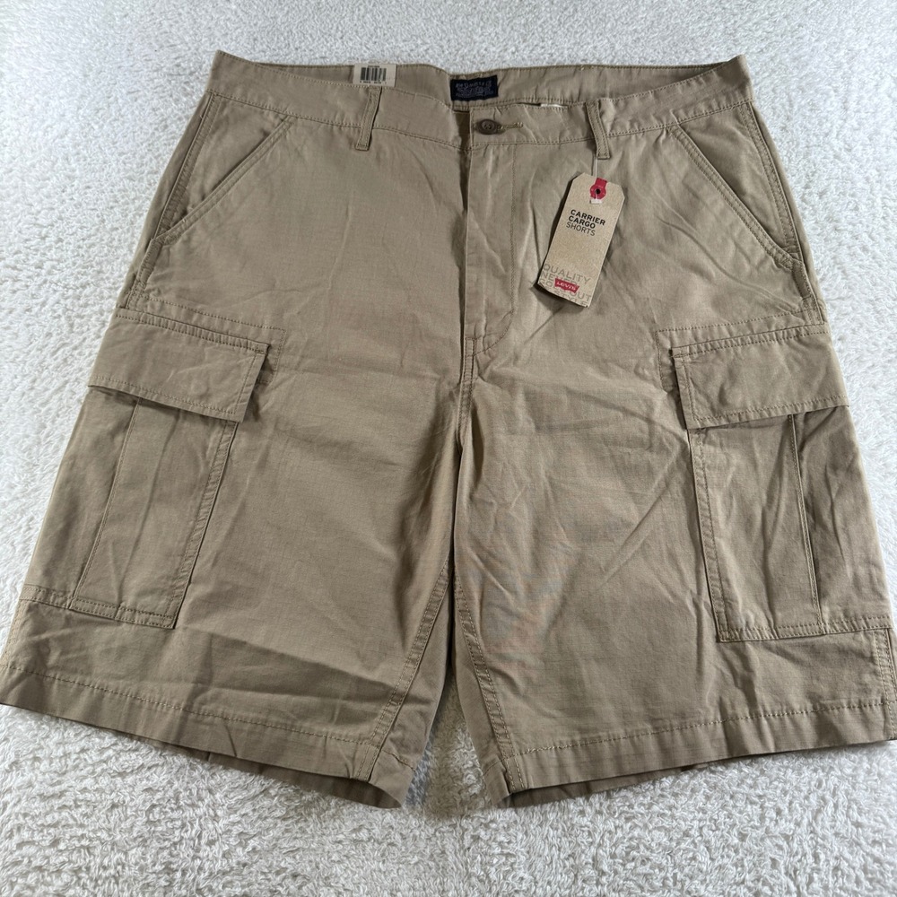 Levi's Carrier Cargo Shorts Men's Size 38" x 10 Inseam Khaki Tan Pockets NEW NWT